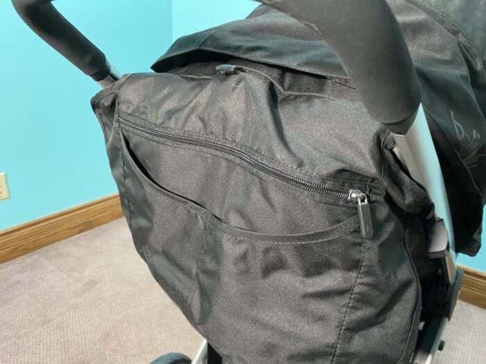 britax b-lively view of zippered pocket