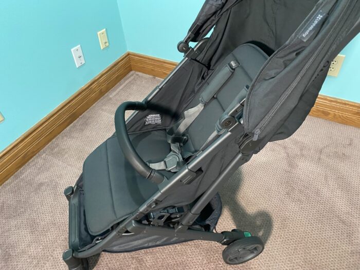 uppababy minu v2 showing front with bumper bar