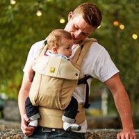 dad wearing baby with baby carrier