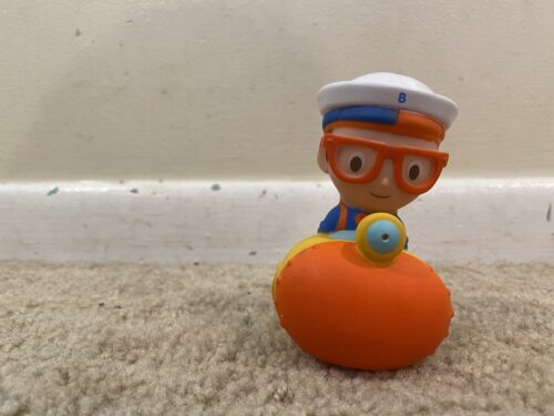 blippi bath squirter